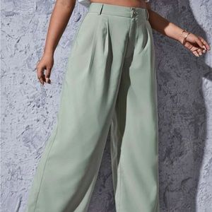 Plus Solid Wide Leg Tailored Pants